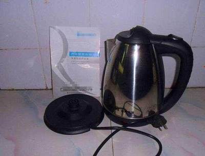 越來越多人不再用這種熱水壺了,用過都說后悔,有就趕緊扔了