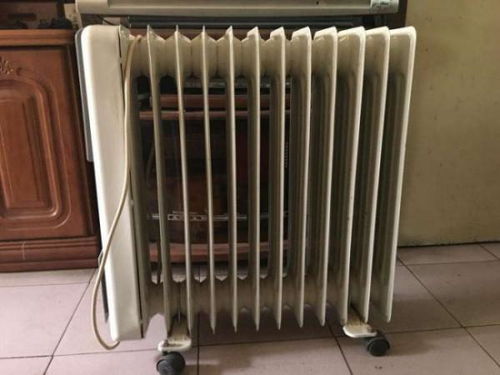 電熱油汀能在浴室用么