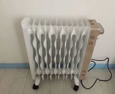 先鋒DS1552電熱油汀 高顏值與高效制熱的完美結合